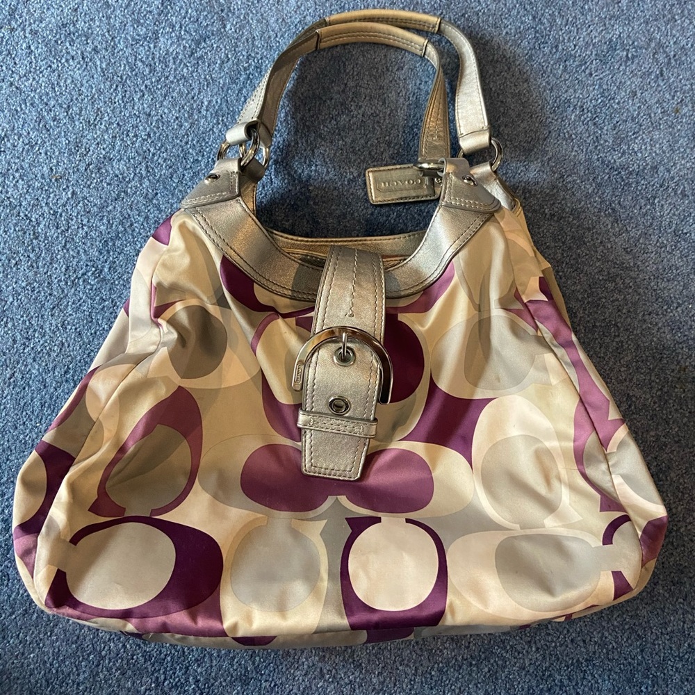 coach hand bag
